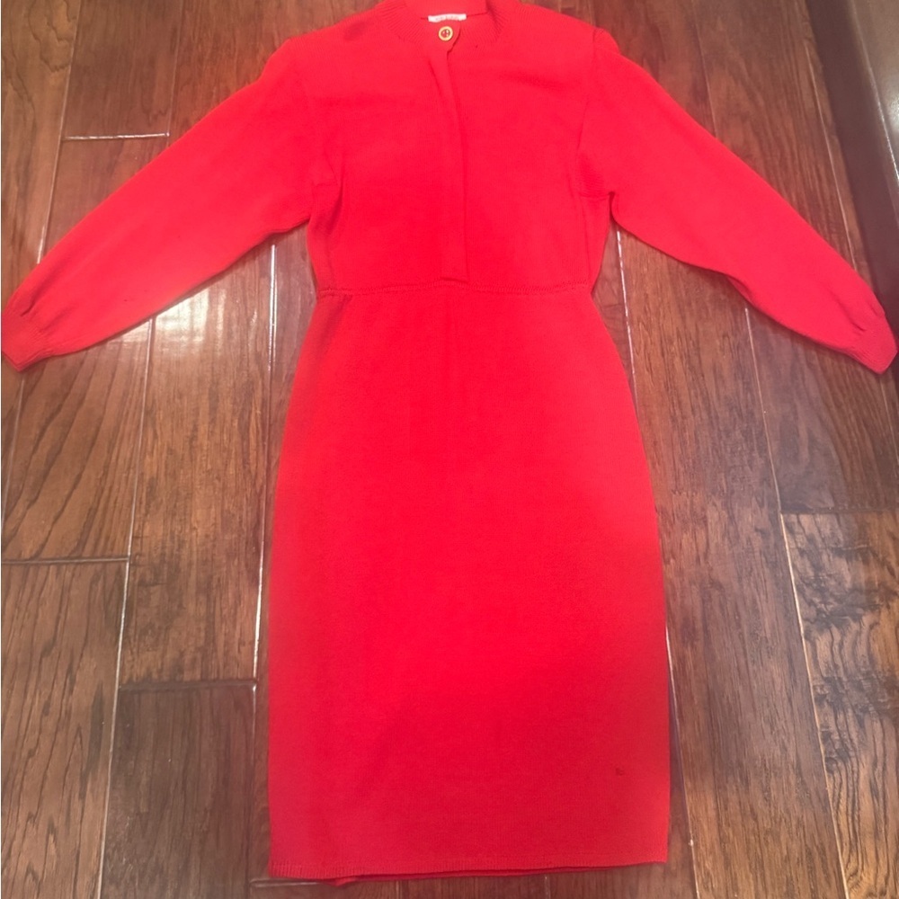 St. John Vibrant Red Long Sleeve Dress​​ - Picture 3 of 7